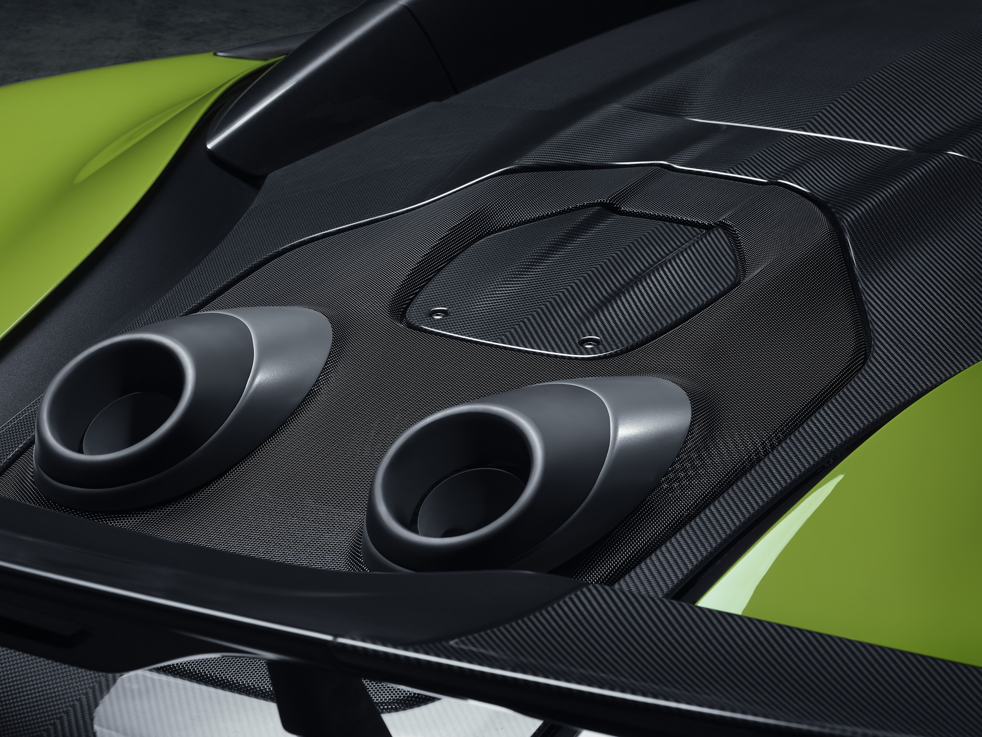 mclaren 600lt spider unveiled 10 McLaren 600LT Spider Unveiled With 201 MPH Top Speed, Priced From $256,500