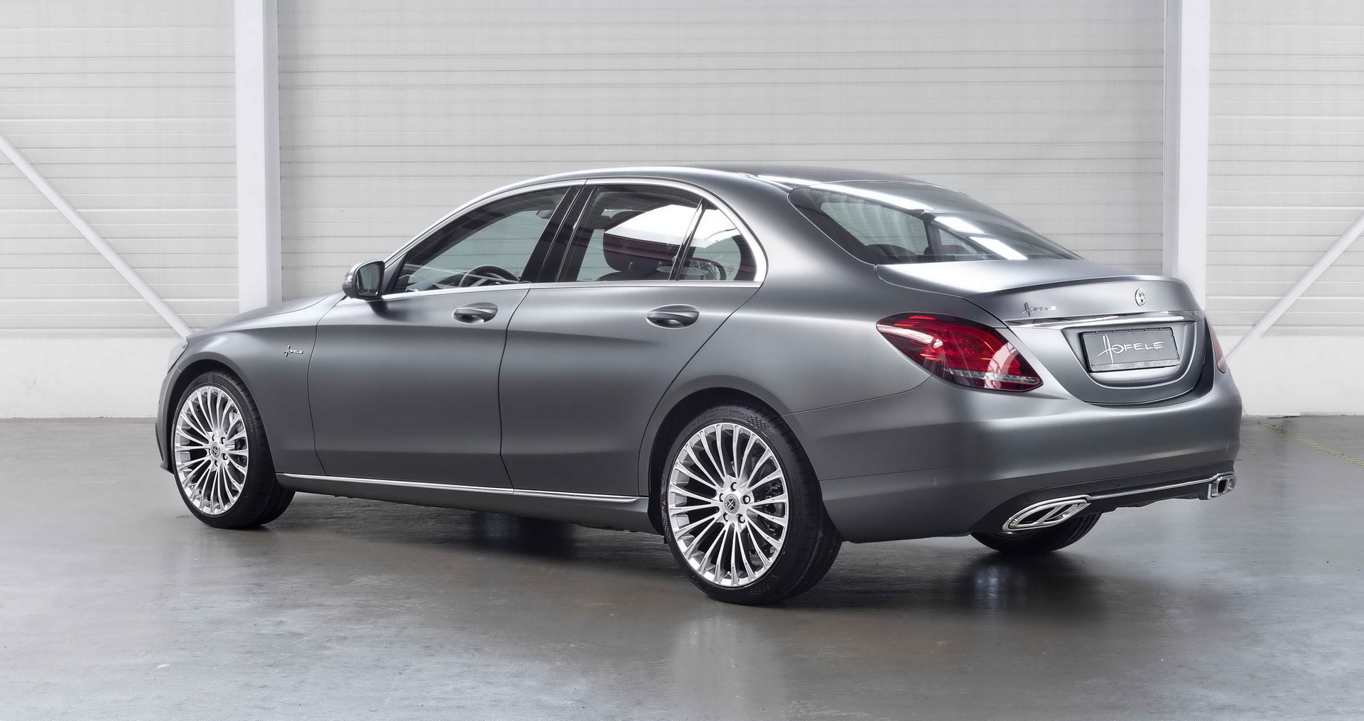 mercedes-benz c-class tuning hofele pan-amerikana 2 Hofele Gives Mercedes-Benz C-Class The Panamericana Grille Look