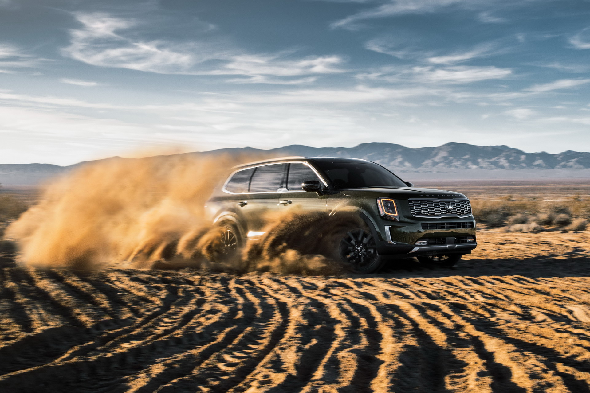 2020 Kia Telluride 1 2020 Kia Telluride SUV Is The Largest Kia Ever, Has 8-Seats, 3.8L V6