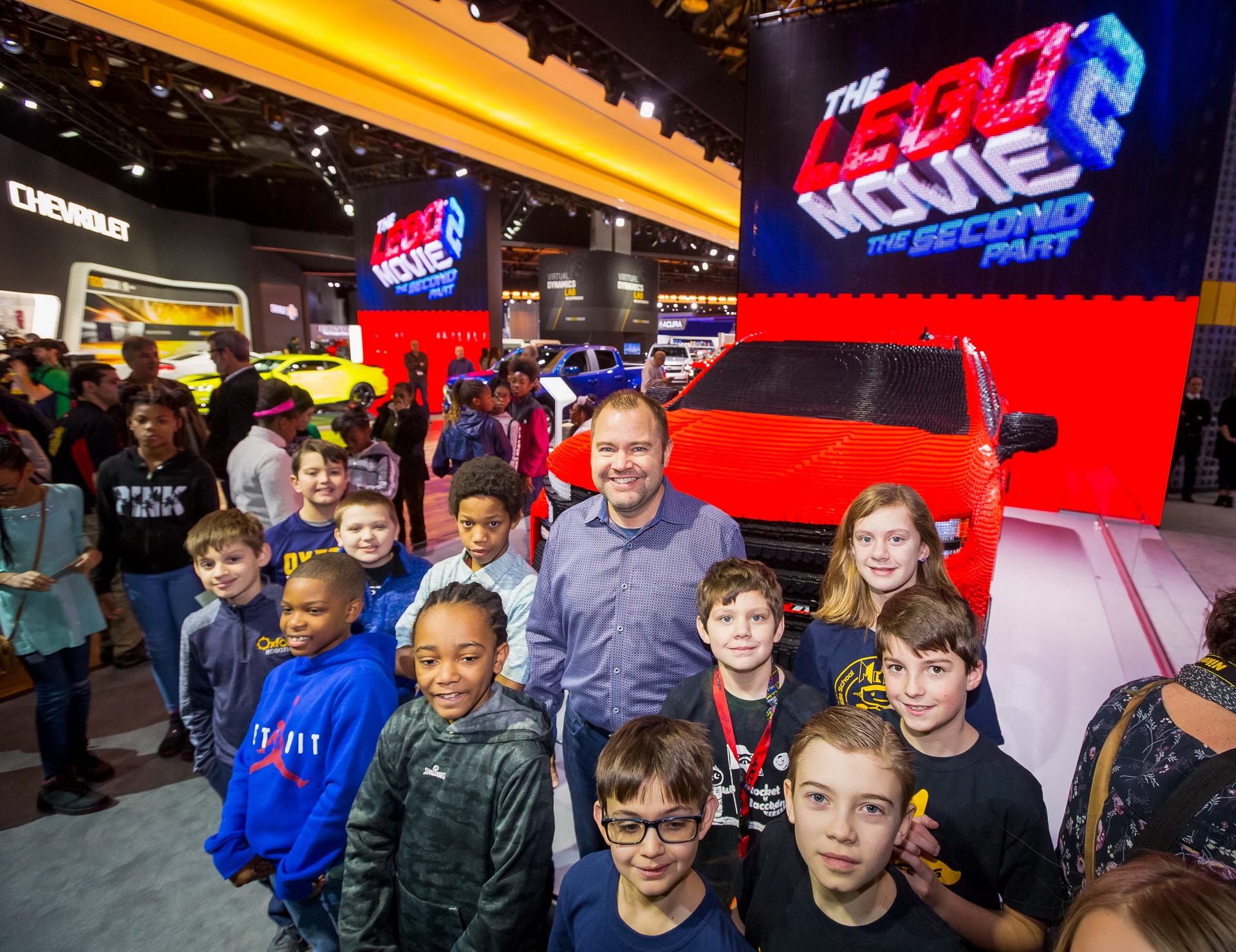 LEGO 2019 Chevy Silverado 1 This Life-Sized 2019 Silverado LEGO Truck Took Over 2,000 Hours And 334,000 Bricks To Build