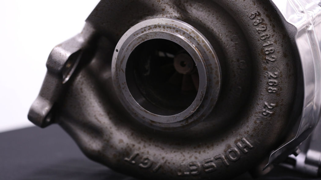 2019 Ram HD details 64 2019 Ram HD Brings Up To 1,000 Lb-Ft Of Torque, Class-Leading Towing