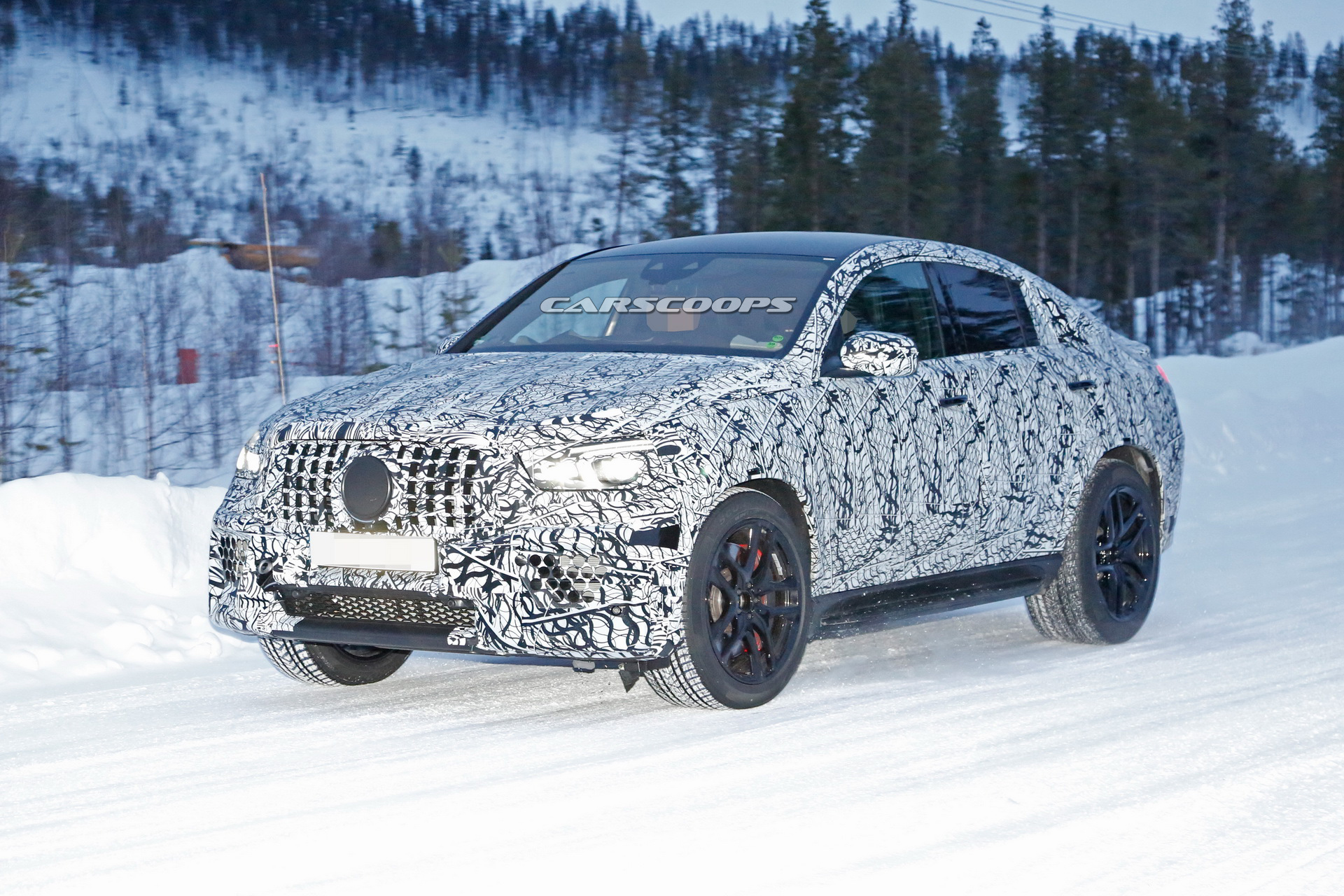 2020 mercedes-amg gle 63 coupe spy 3 Hot New 2020 Mercedes-AMG GLE 63 Coupe Coming With Up To 603 HP