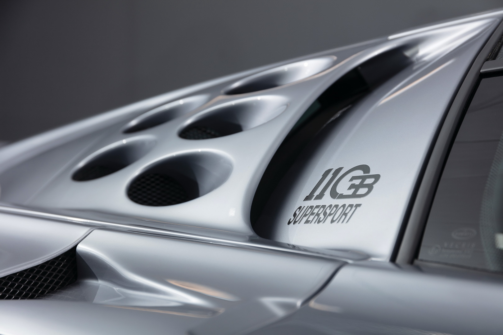 bugatti eb110 ss 19 Bugatti EB110 SS Is An Unjustly Overlooked, Yet Very Exciting, Old-School Supercar