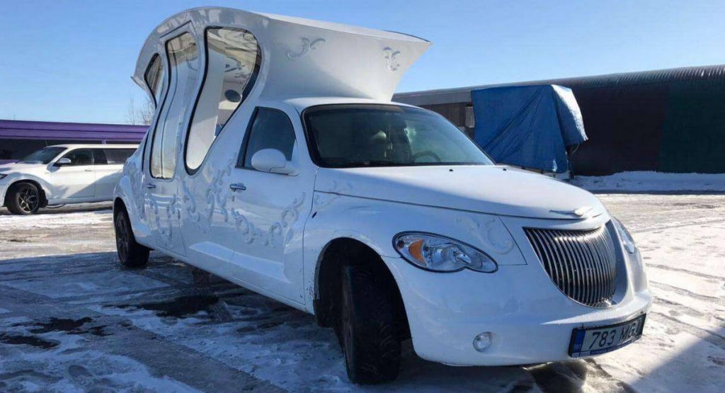 $36K Chrysler PT Cruiser ‘Stagecoach’ Would Be Nice For… Dunno, The Pope?