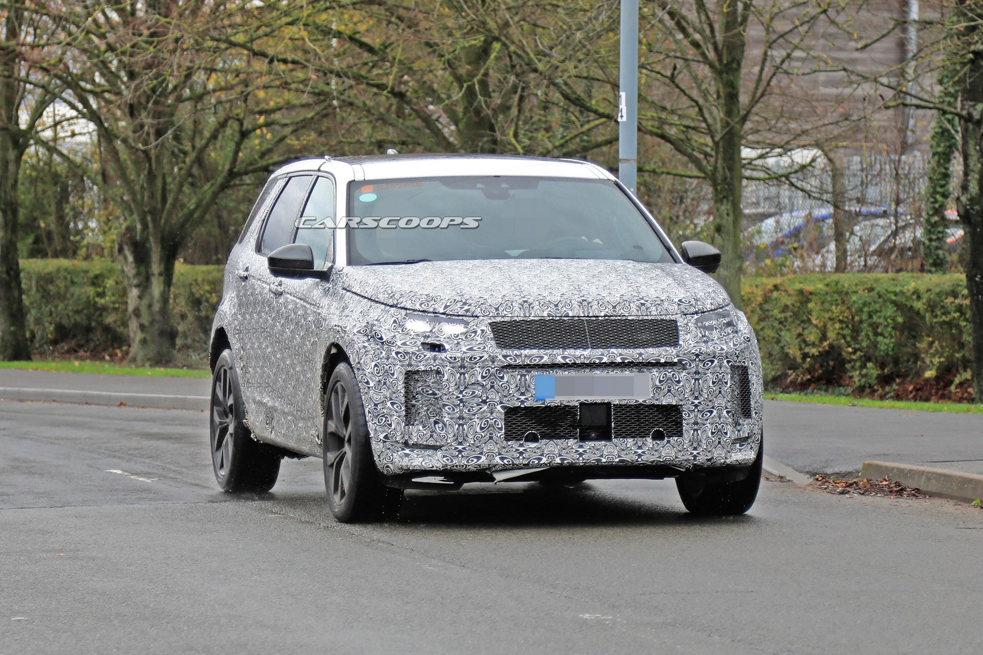 Land Rover Discovery Sport-8 2020 Land Rover Discovery Sport Hides Significant Changes Under Its Skin