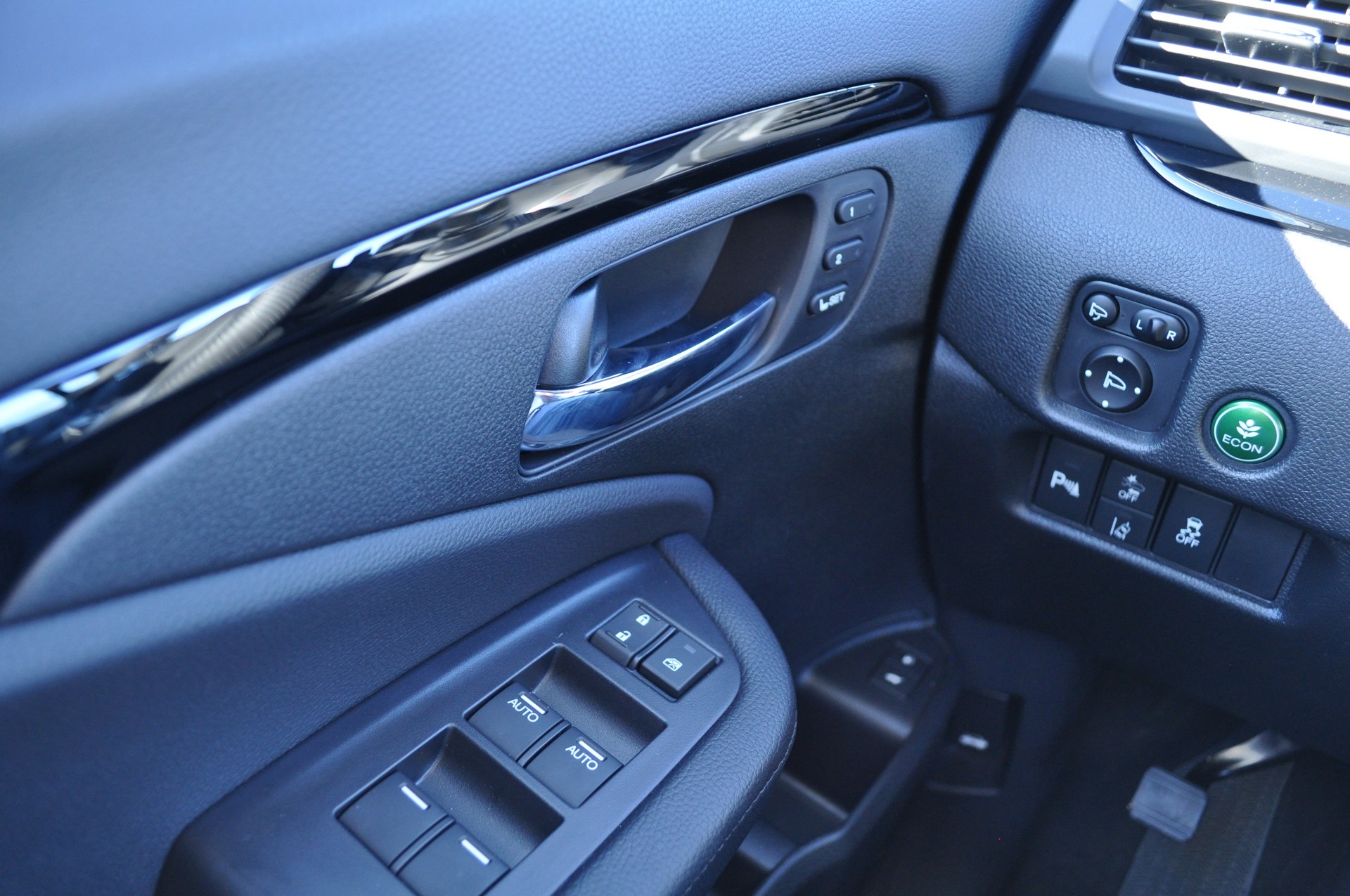 2019 Honda Passport-17 Review: 2019 Honda Passport Proves Comfort And Off-Road Capability Can Mix