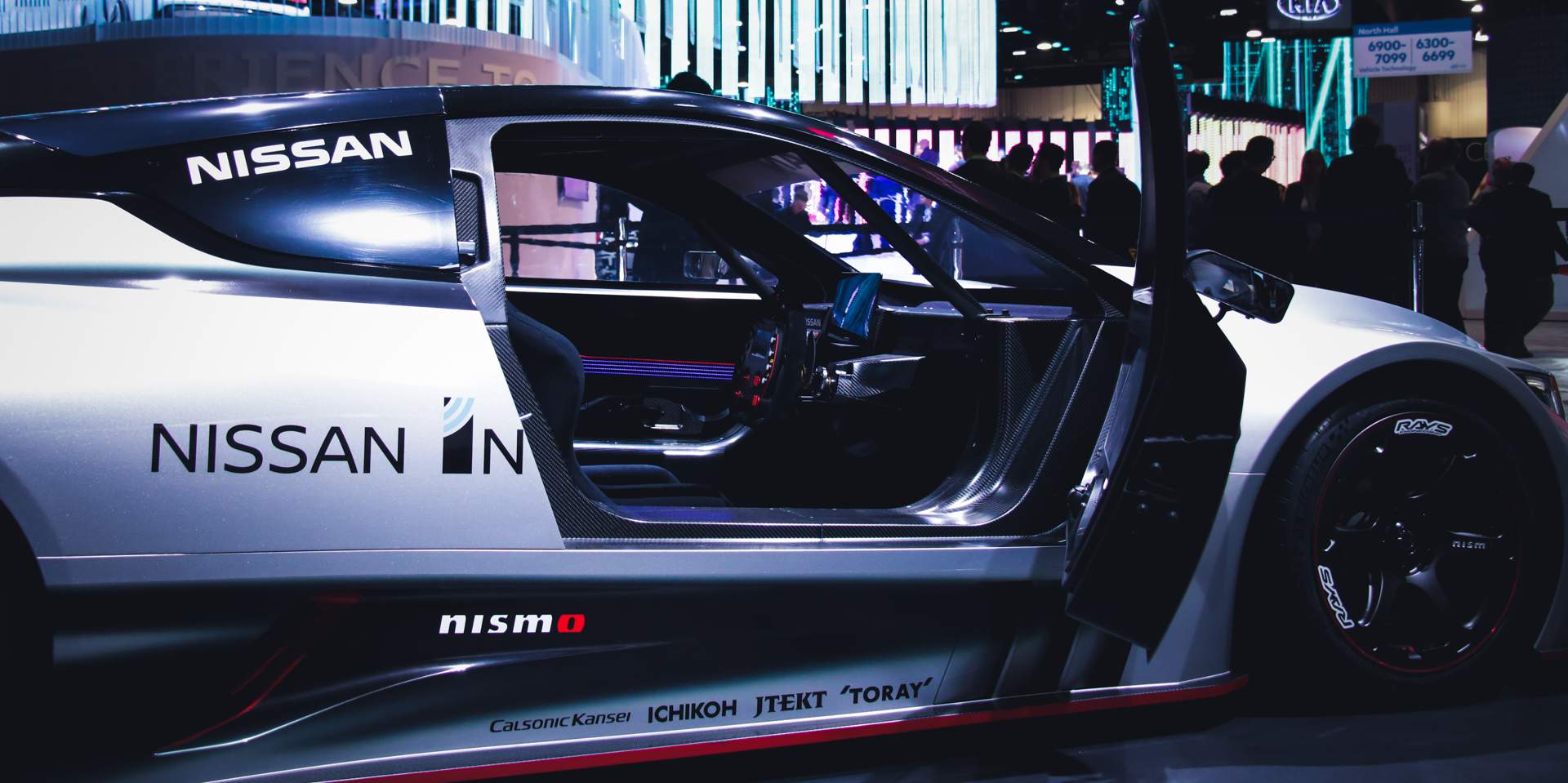 El totalmente nuevo Nissan LEAF NISMO RC despierta interés en C New Nissan Leaf Nismo RC Proves EV Racing Doesn’t Have To Be Boring