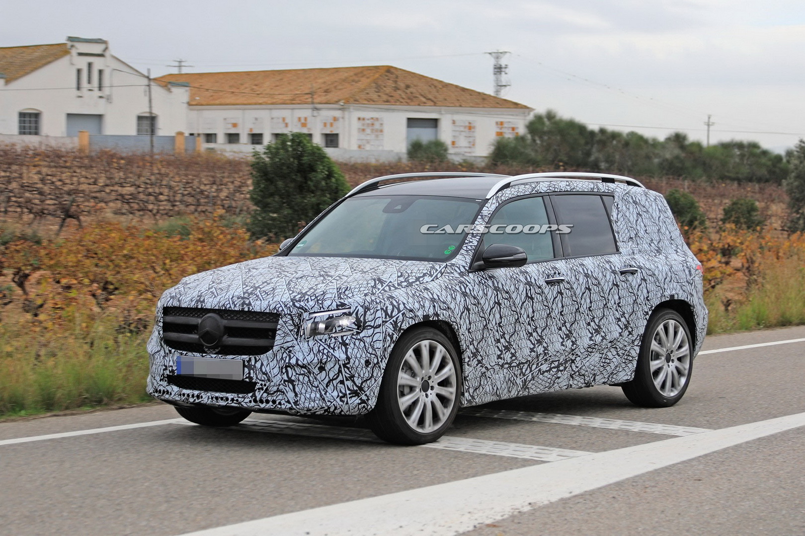 2020 mercedes-amg glb 35 1 Mercedes-Benz GLB Tipped To Debut This Summer, AMG 35 Variant Will Follow