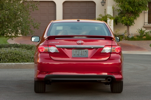2013 toyota corolla 4 Toyota’s Takata Airbag Recall Extended With 1.3 Million Vehicles In The U.S.
