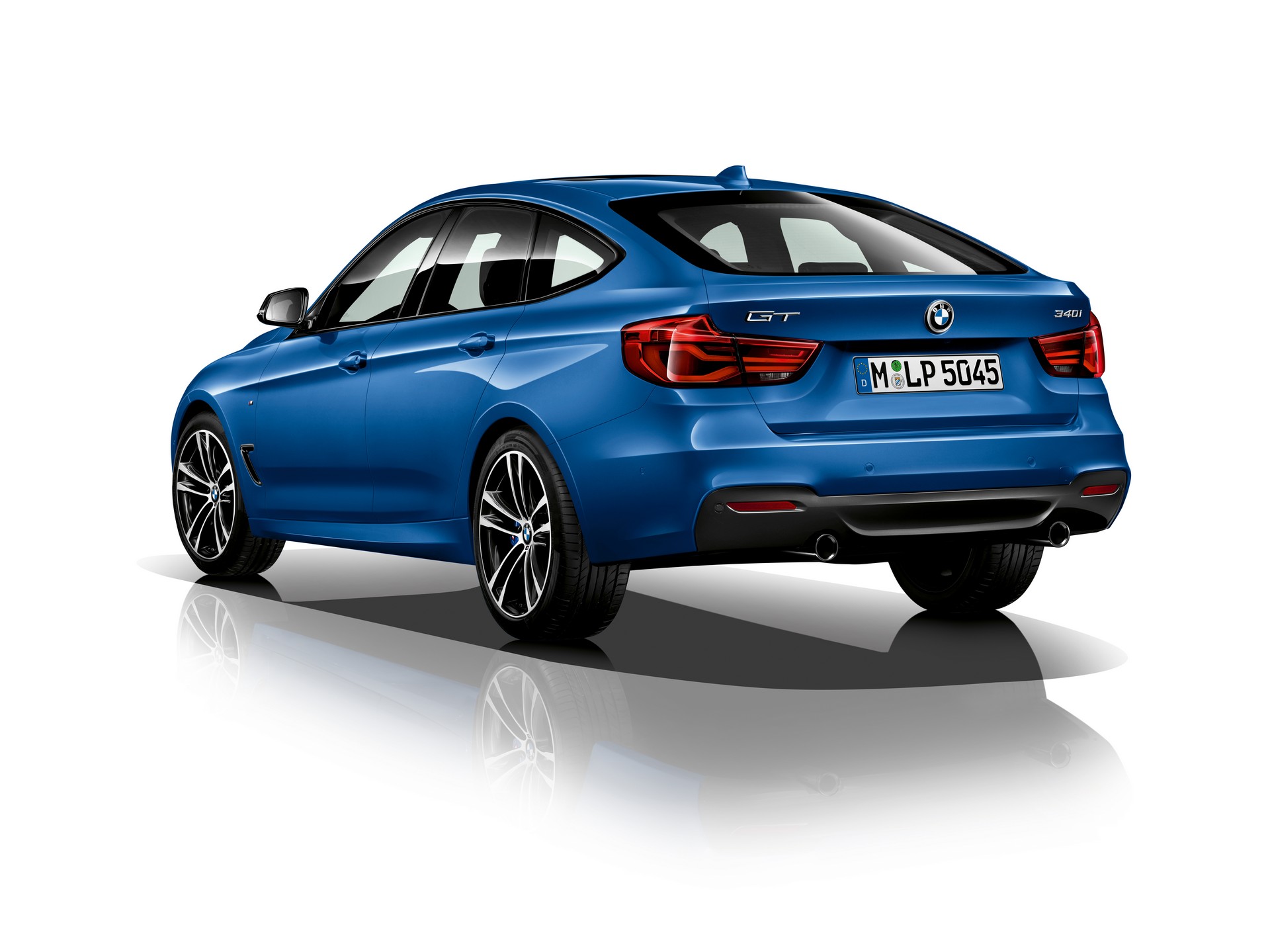 BMW Spring Update 2019-31 New 4-Series M Sport Individual Headlines BMW’s 2019 Spring Updates