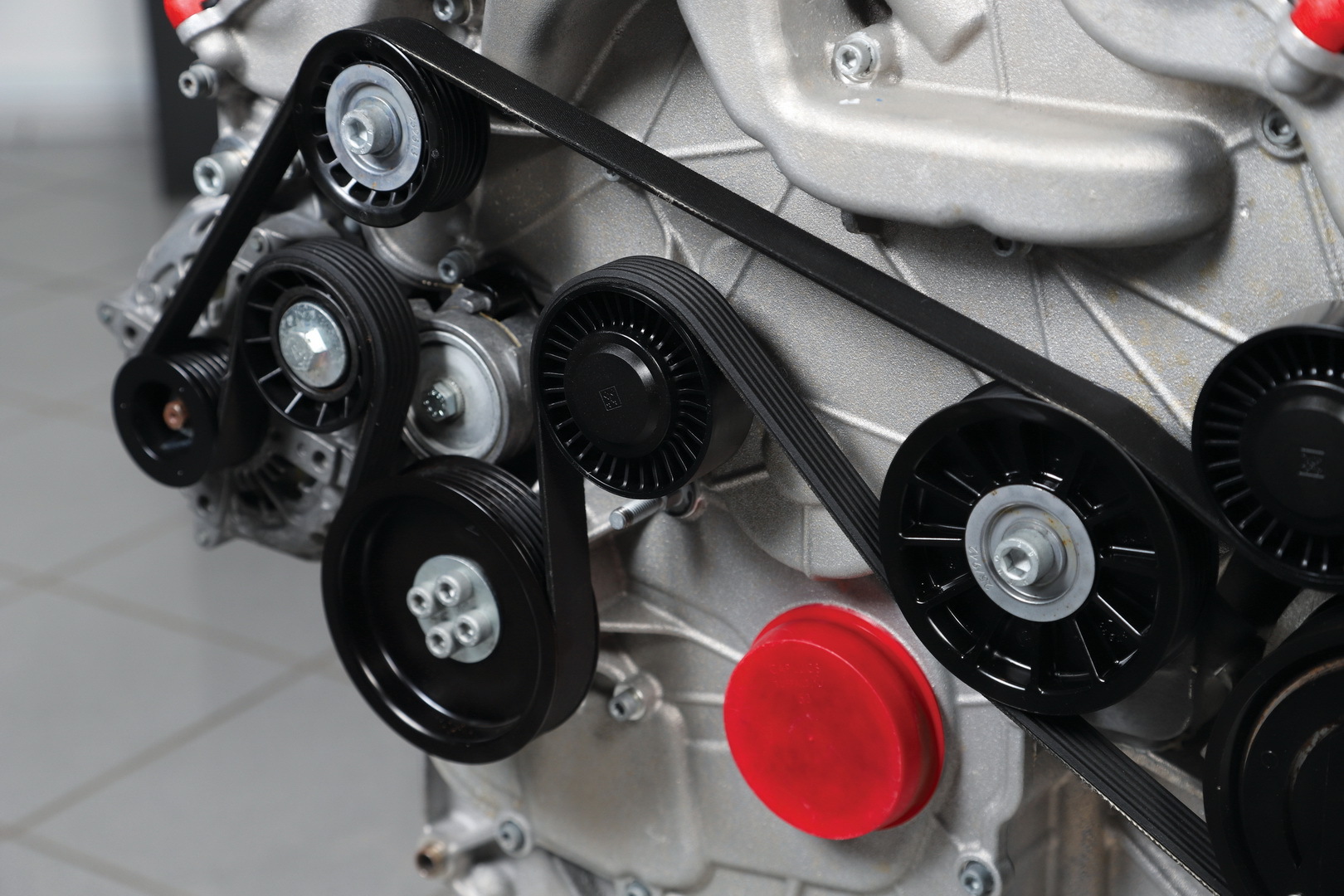 ferrari ff engine 9 Buy This Ferrari FF V12 Engine, Use It To Power Your Weekend Car