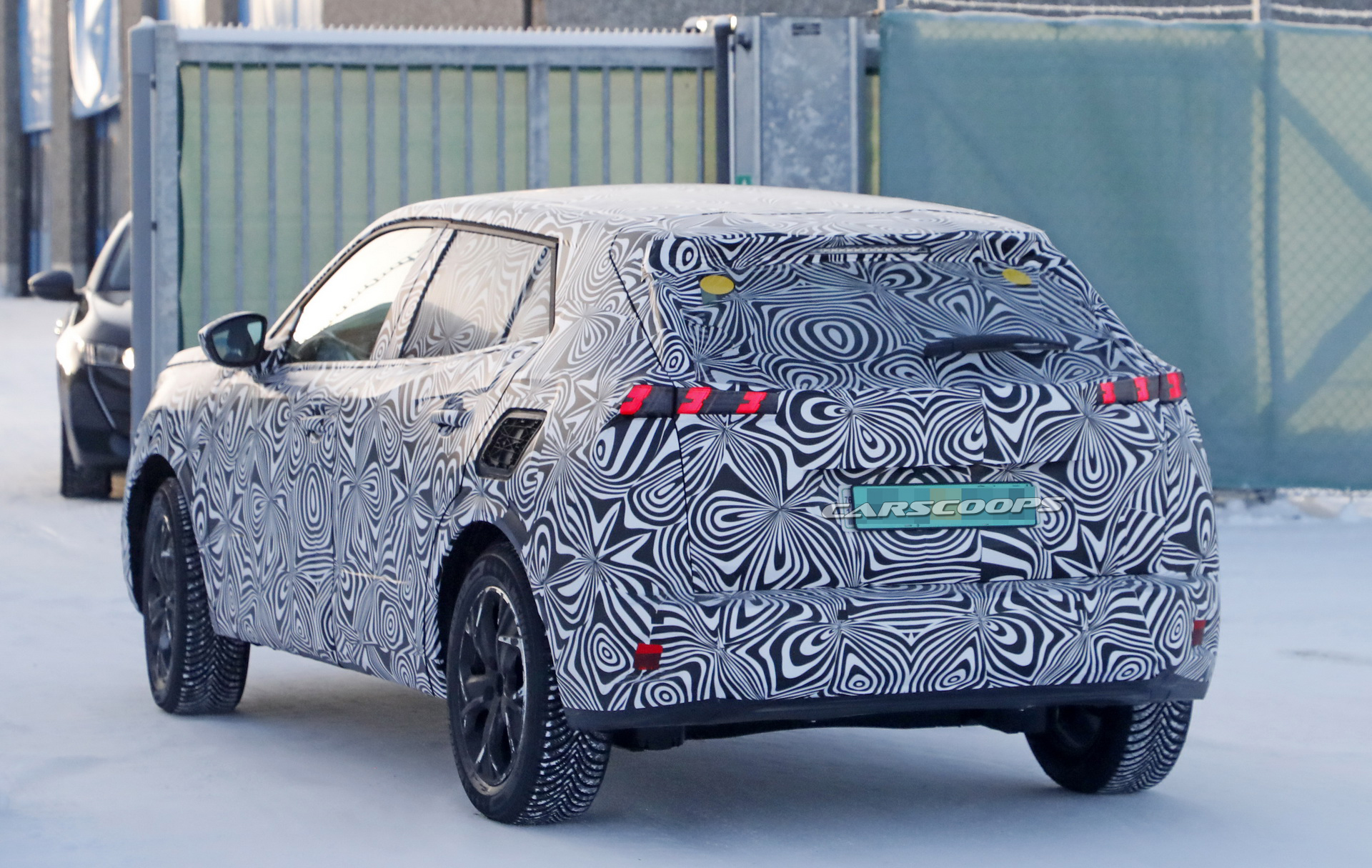 2020-Peugeot-2008-11 2020 Peugeot 3008 Facelift: Cleaner Design And A PHEV Powertrain