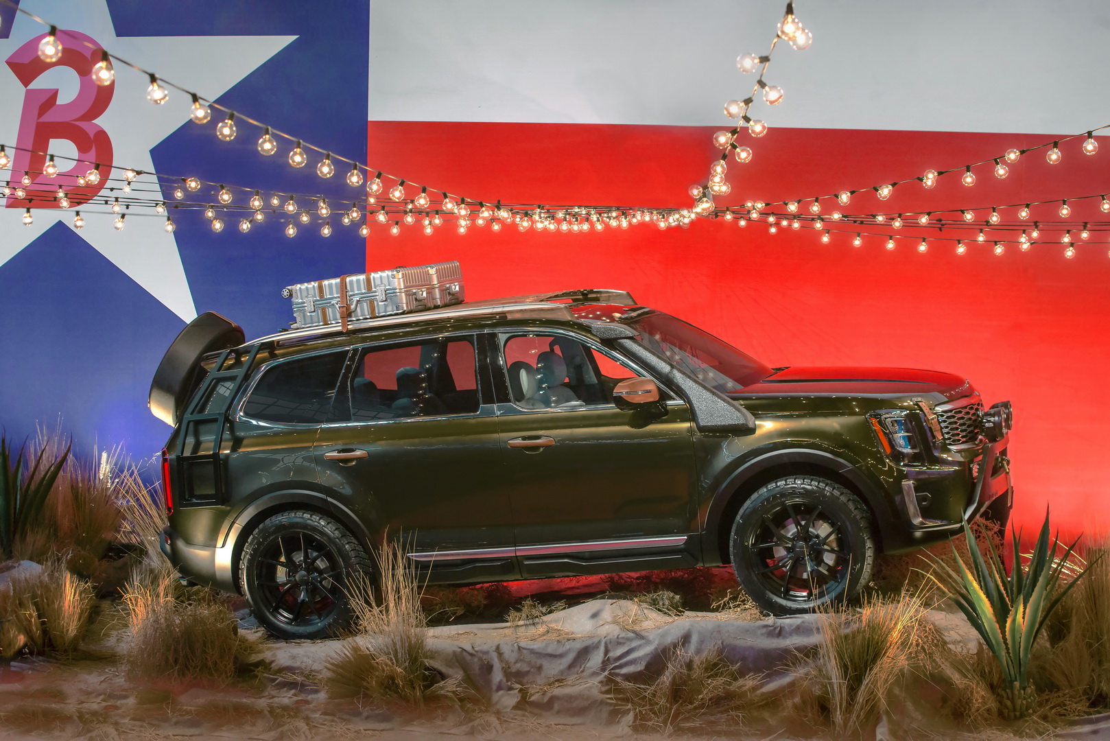 2018 kia telluride off-road concepts 1 Kia Telluride Might Get A More Rugged-Looking Off-Road Edition