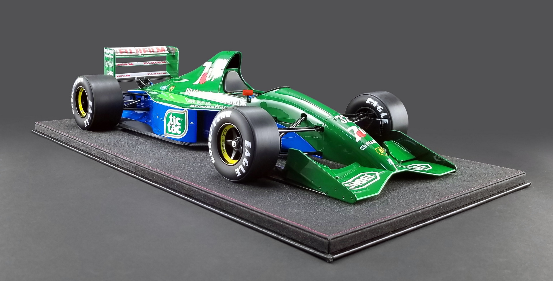 1991 jordan f1 car schumacher scale 8 Michael Schumacher’s Jordan F1 Car Costs $4,495 On A 1:8 Scale