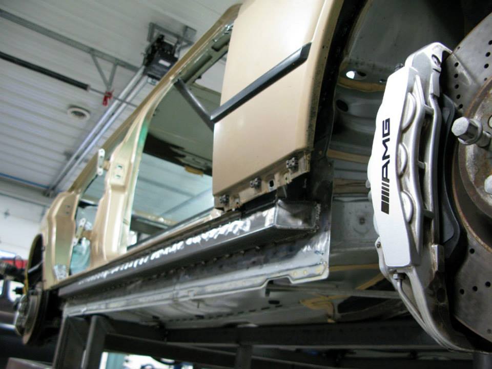 mercedes 190e c63 amg conversion 38 Tuner Transplants Classic Mercedes 190E 2.5 16 EVO Body On A Modern C63 AMG