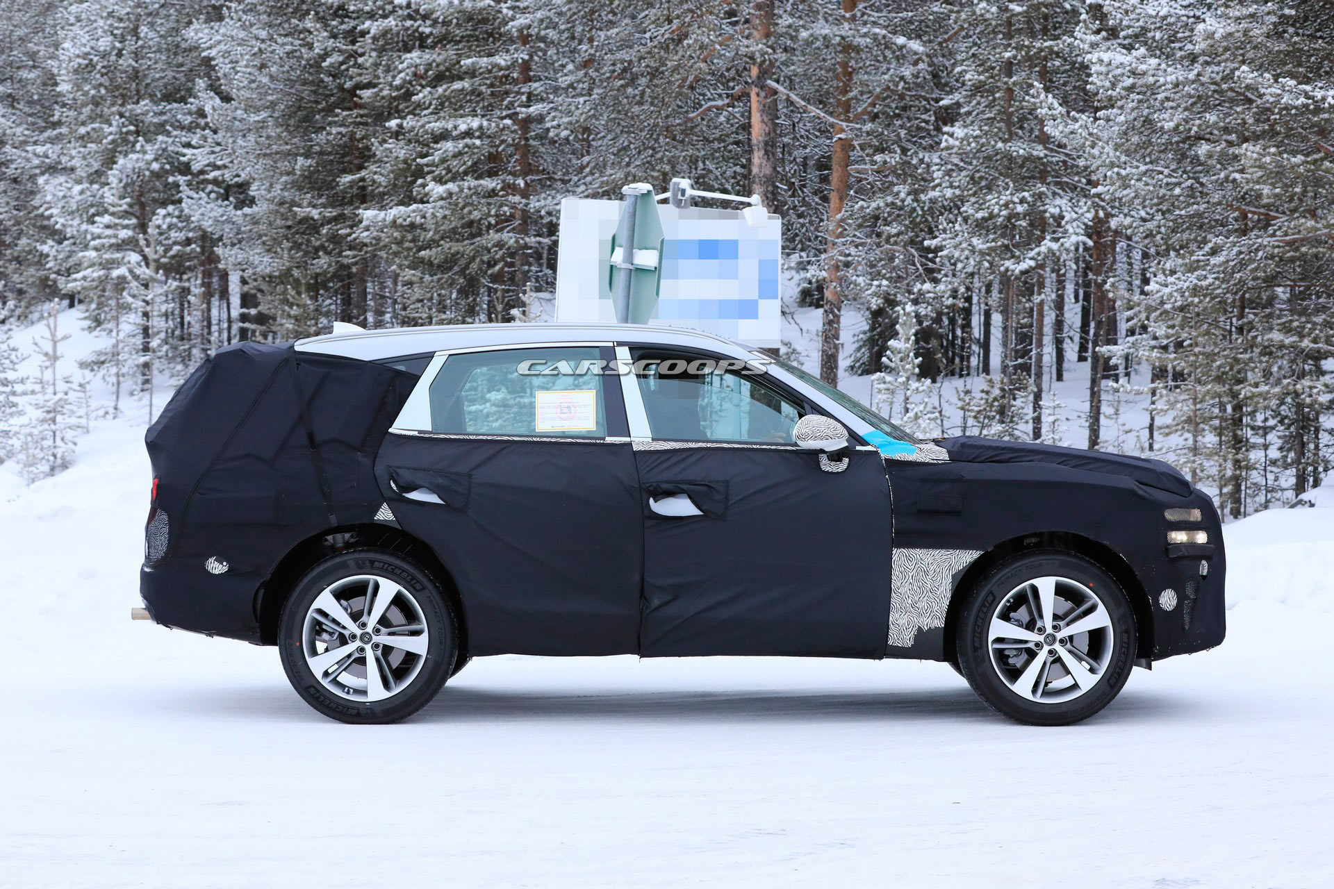 2020-Genesis-GV80-9 2020 Genesis GV80 Luxury SUV Filmed Testing, See First Interior Photos Too (Update)