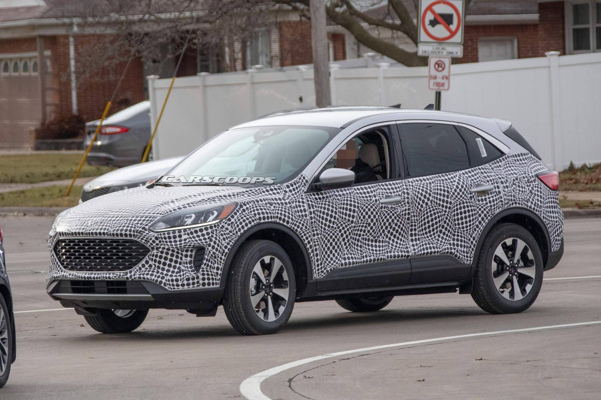 2020 Ford Escape:Kuga spy shots 1 2020 Ford Escape To Have Three Engines, Including A Three-Cylinder
