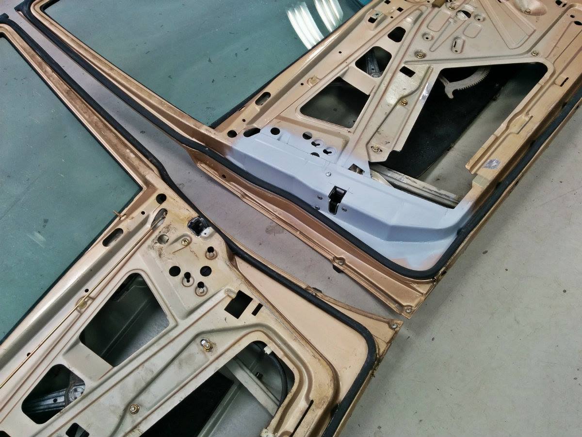 mercedes 190e c63 amg conversion 109 Tuner Transplants Classic Mercedes 190E 2.5 16 EVO Body On A Modern C63 AMG