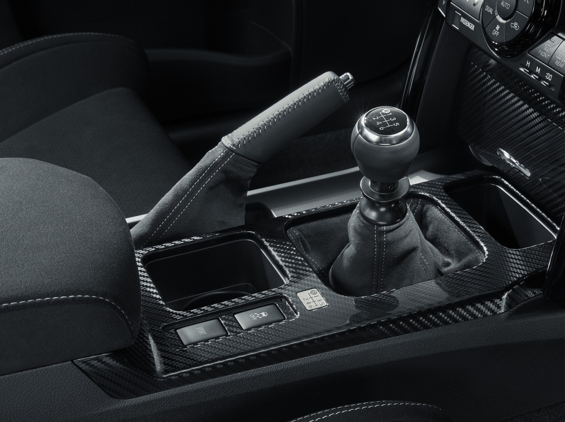 Toyota Mark X GRMN-3 Toyota Mark X GRMN Returns With RWD, 313 HP And Carbon Fiber Roof