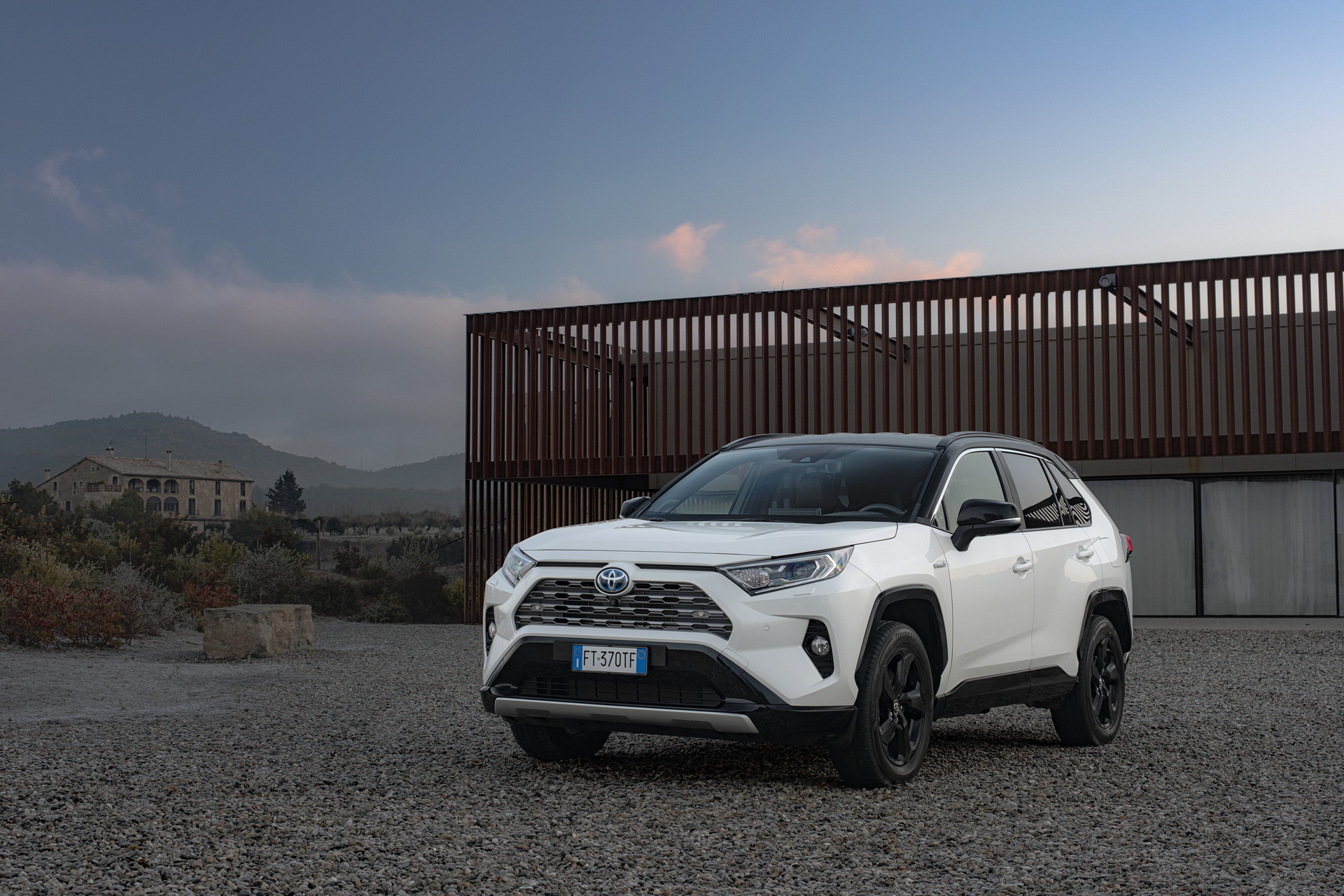 2019-Toyota-RAV4-Hybrid-162 Toyota Details Euro-Spec 2019 RAV4 Hybrid In Massive New Gallery