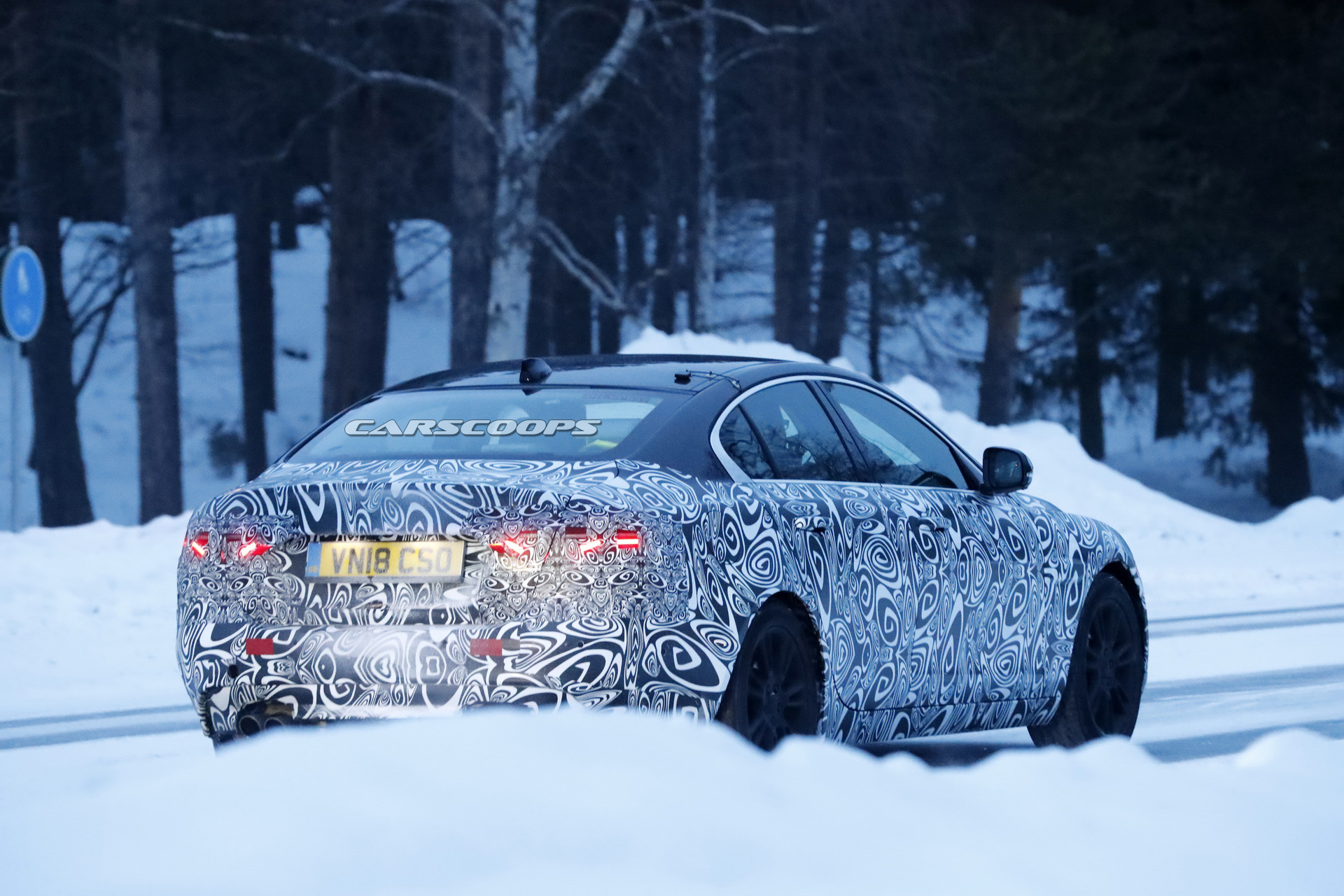 2020 jaguar xe facelift spy interior 11 2019 Jaguar XE Ditching Rotary Dial For Traditional Shifter