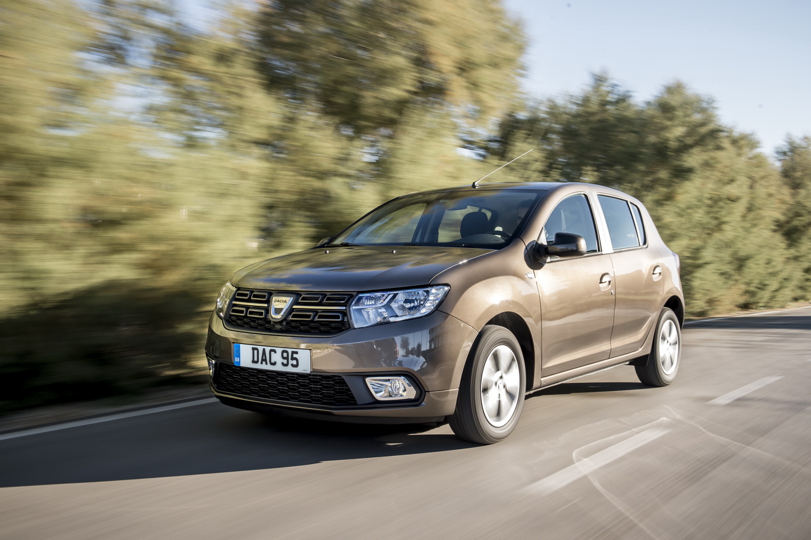 Dacia Special Editions Dacia Sandero And Logan MCV Gain New Diesel Engine, Revised Trim Levels