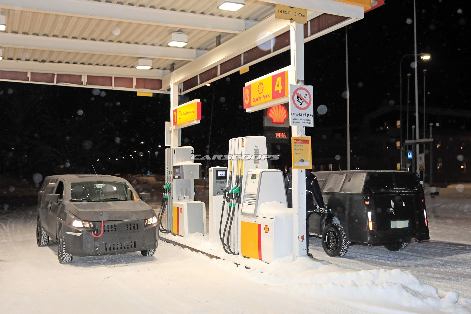 Fiat-Mobi-Pickup-Spy-Shots-13 2020 Fiat Mobi Pickup Will Be A Small Utility Vehicle For South America