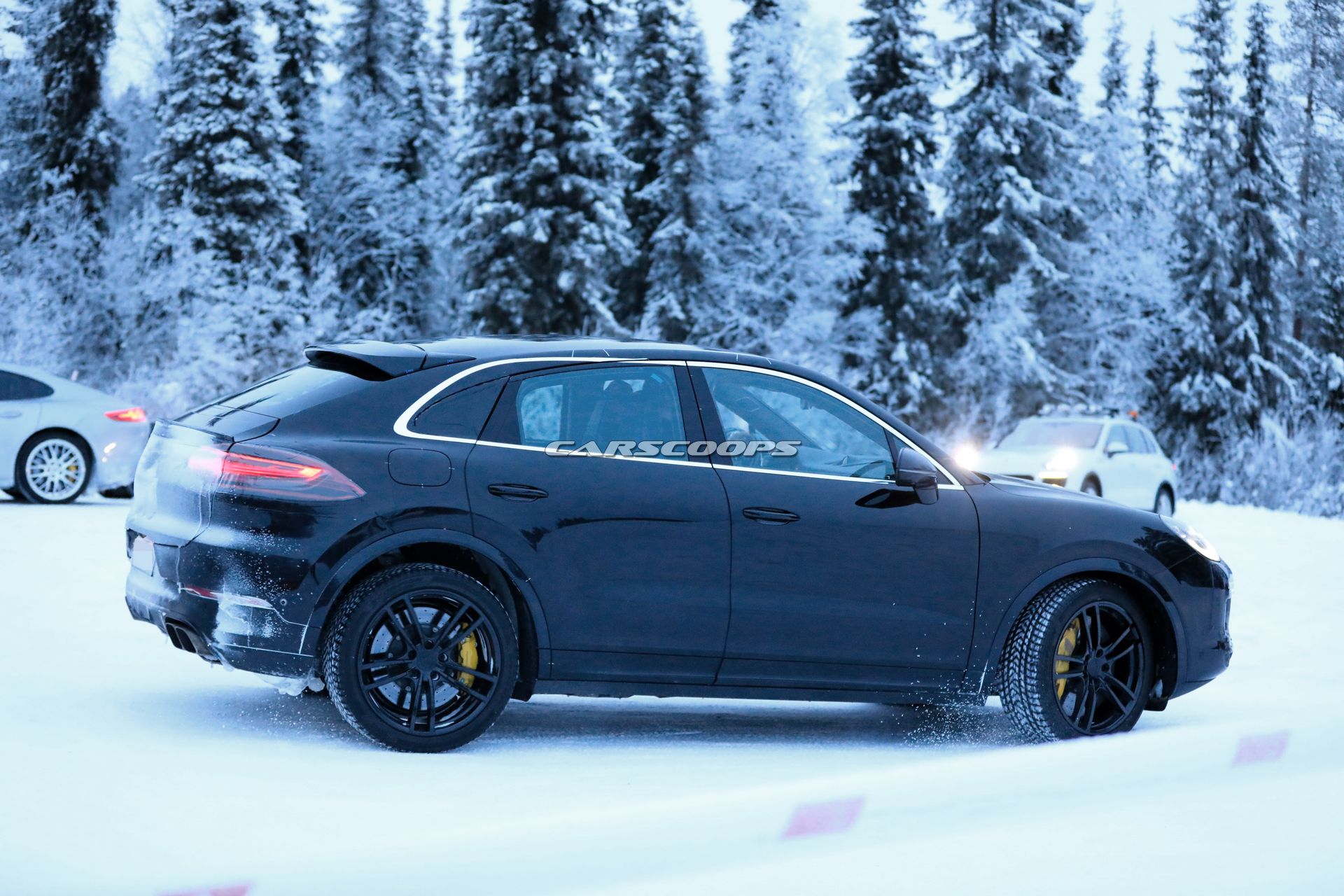 Porsche-Cayenne-Coupe-Turbo-5 Porsche’s BMW X6-Rivaling Cayenne Coupe Confirmed For 2019 Launch