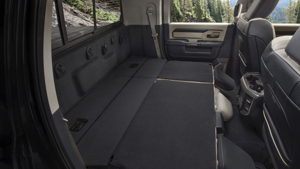 2019 Ram 2500 and 3500 HD interior 57 2019 Ram HD Brings Up To 1,000 Lb-Ft Of Torque, Class-Leading Towing