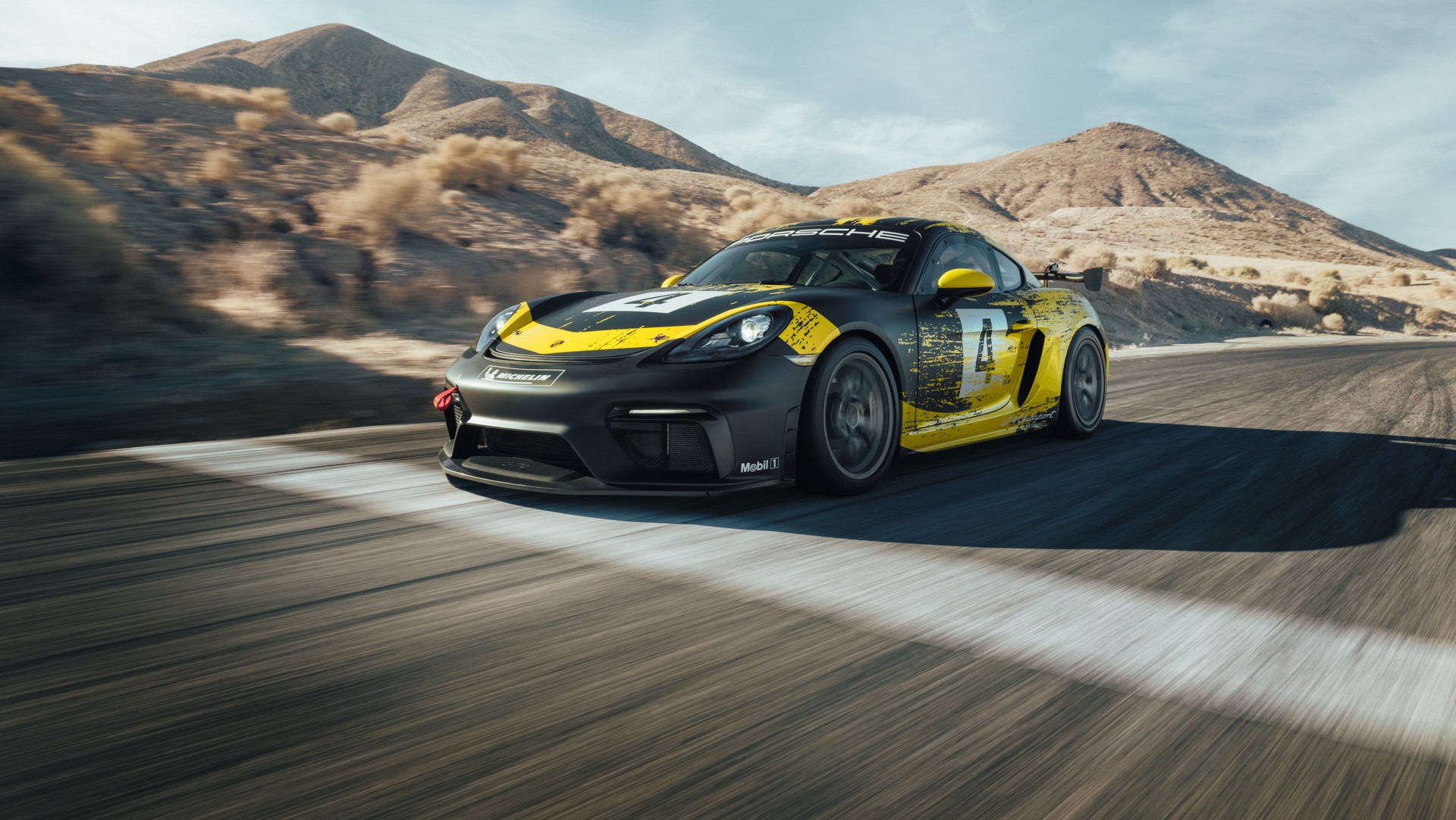 Porsche 718 Cayman GT4 Clubsport-16 Porsche 718 Cayman GT4 Clubsport Debuts With More Power, Natural Fiber Components