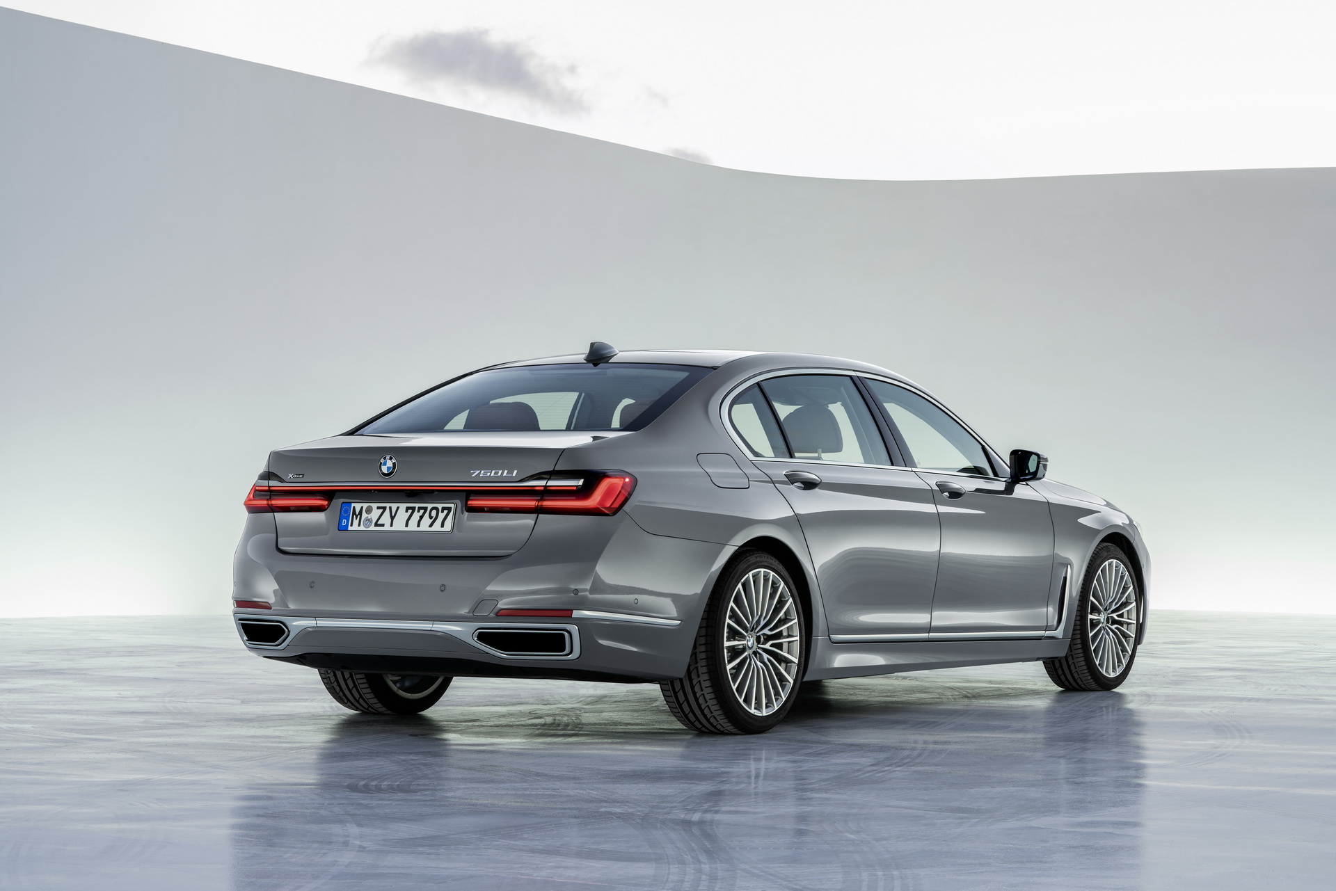 2019-BMW-7-Series-67 2020 BMW 7-Series Flagship Sedan Goes Official With Bold Update