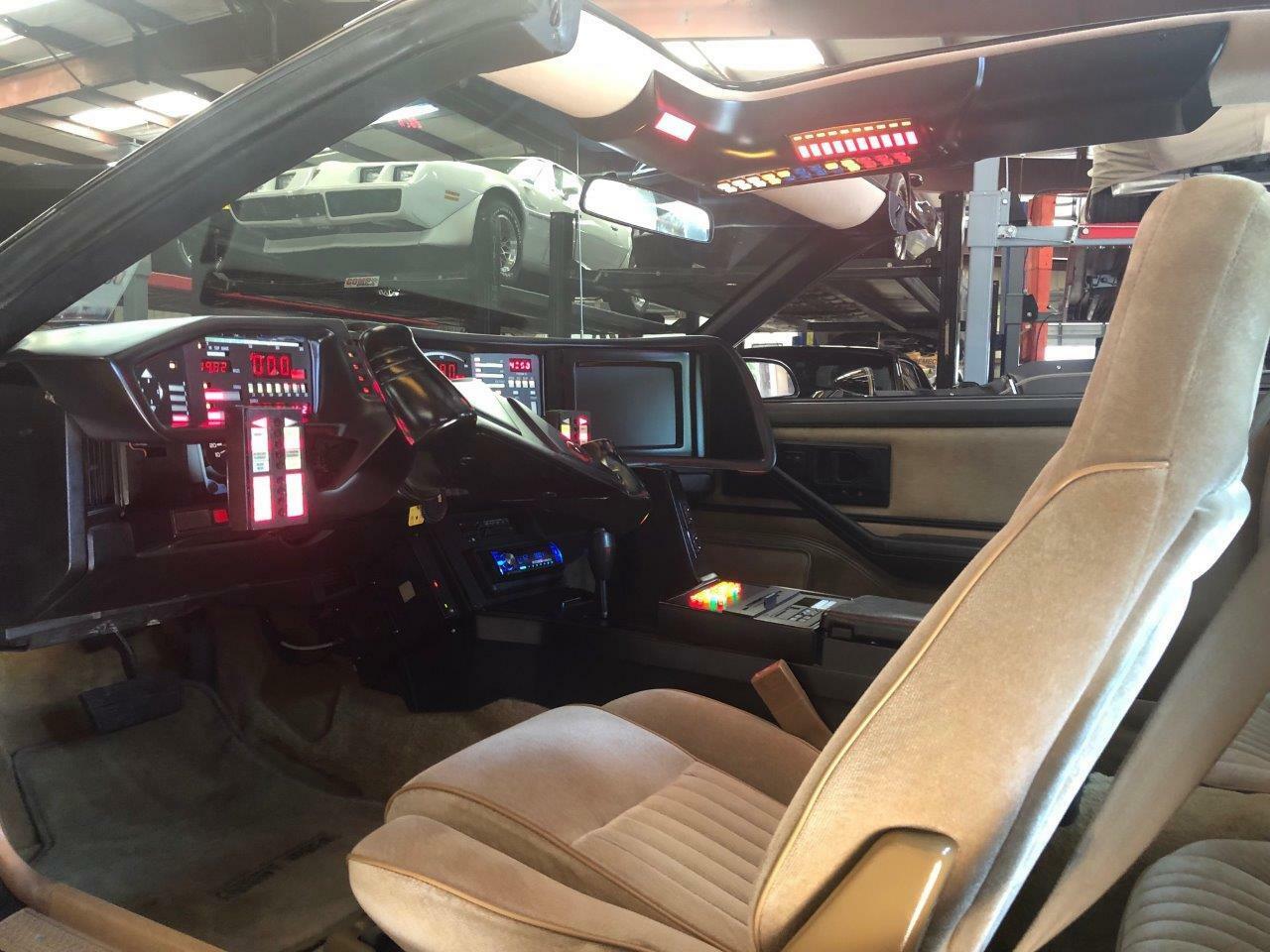 pontiac trans am kitt ebay 7 Hoff-Autographed 1983 KITT Replica Is Very Accurate, Costs $60K