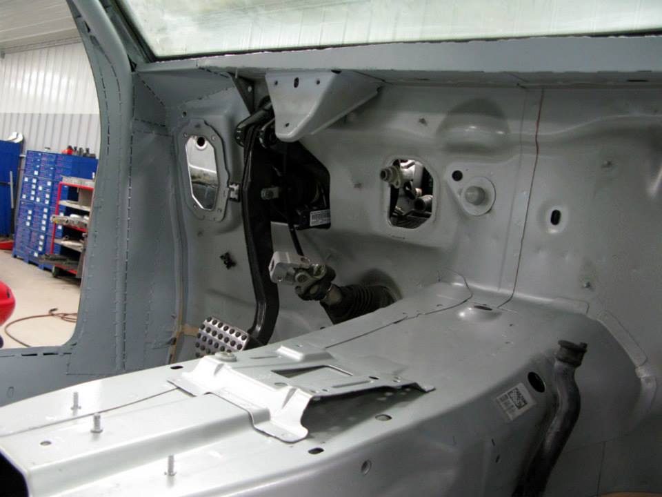 mercedes 190e c63 amg conversion 52 Tuner Transplants Classic Mercedes 190E 2.5 16 EVO Body On A Modern C63 AMG