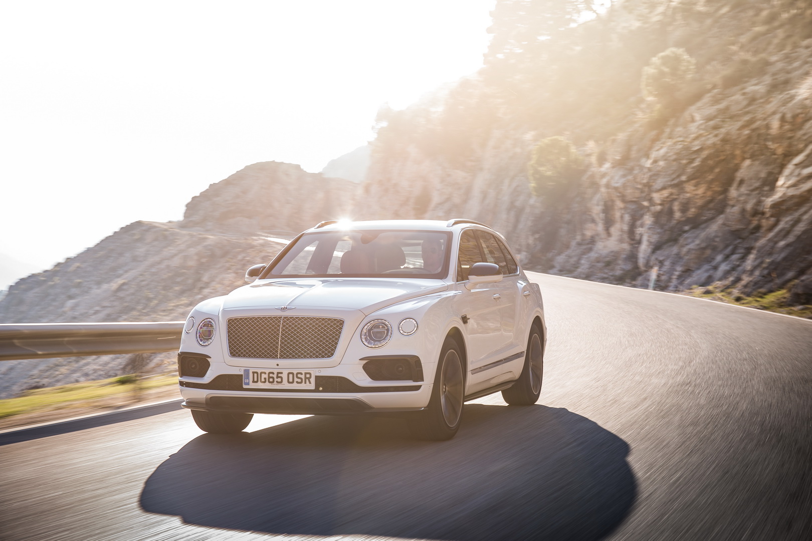 bentley bentayga 4 650 PS Bentley Bentayga Speed To Tread On Lamborghini Urus’ Feet?