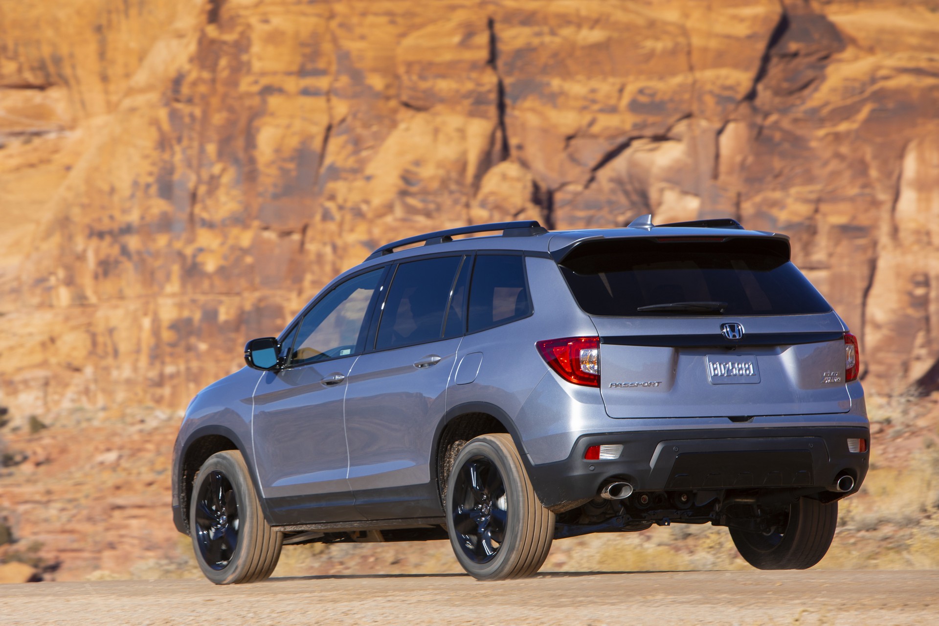 2019 Honda Passport-105 2020MY Honda Passport Doesn’t Bring Anything New But Costs A Bit More