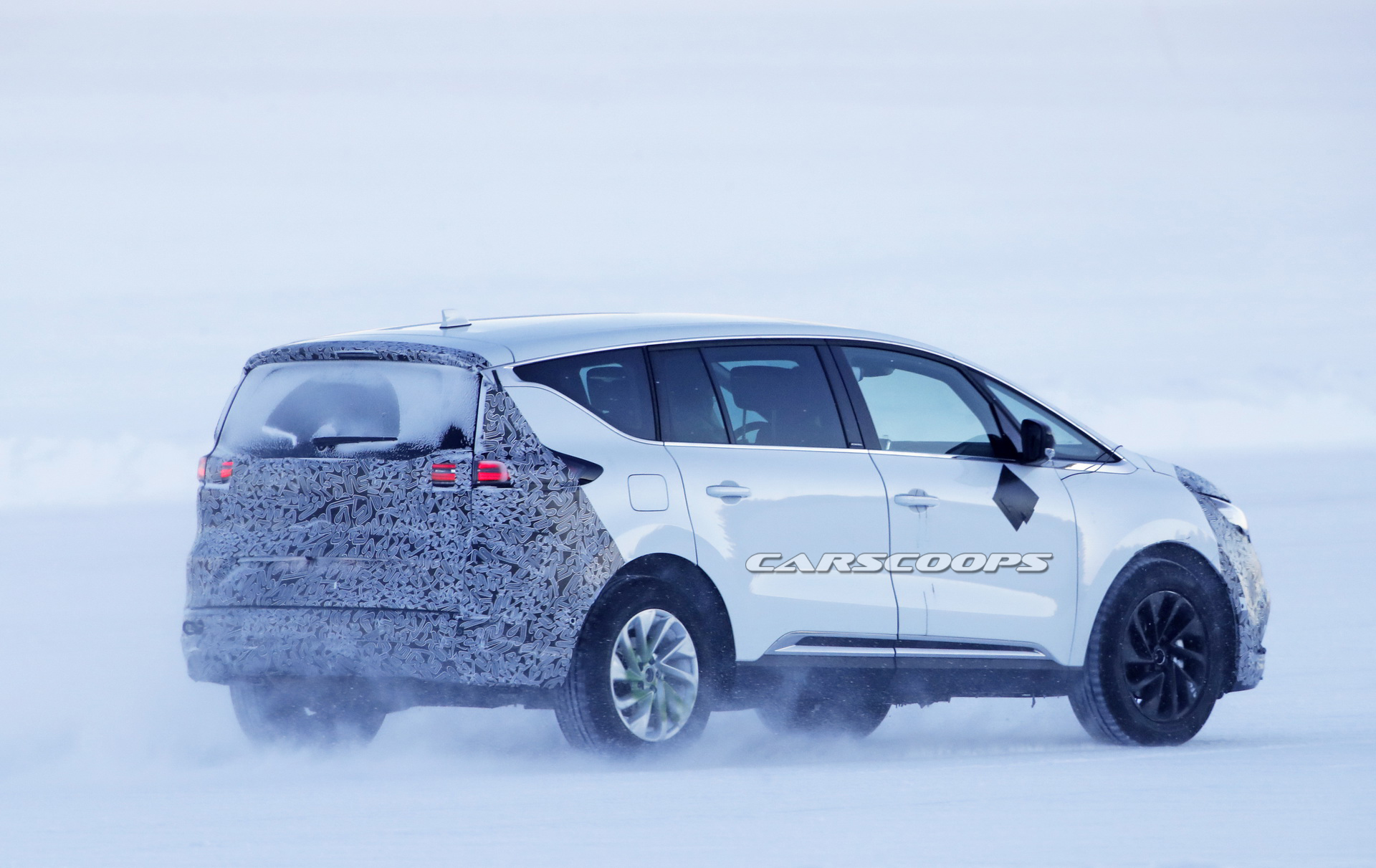 Renault-Espace-facelift-15 2020 Renault Espace Facelift Coming With New Engines And Refreshed Styling