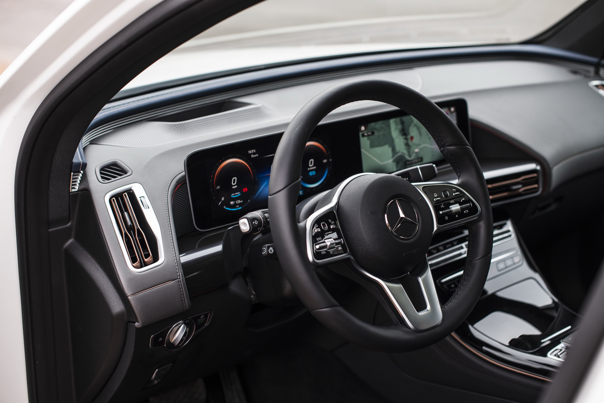 2020-Mercedes-EQC-60 Mercedes Maps Its Present (EQC) And Future (Urbanetic) At CES