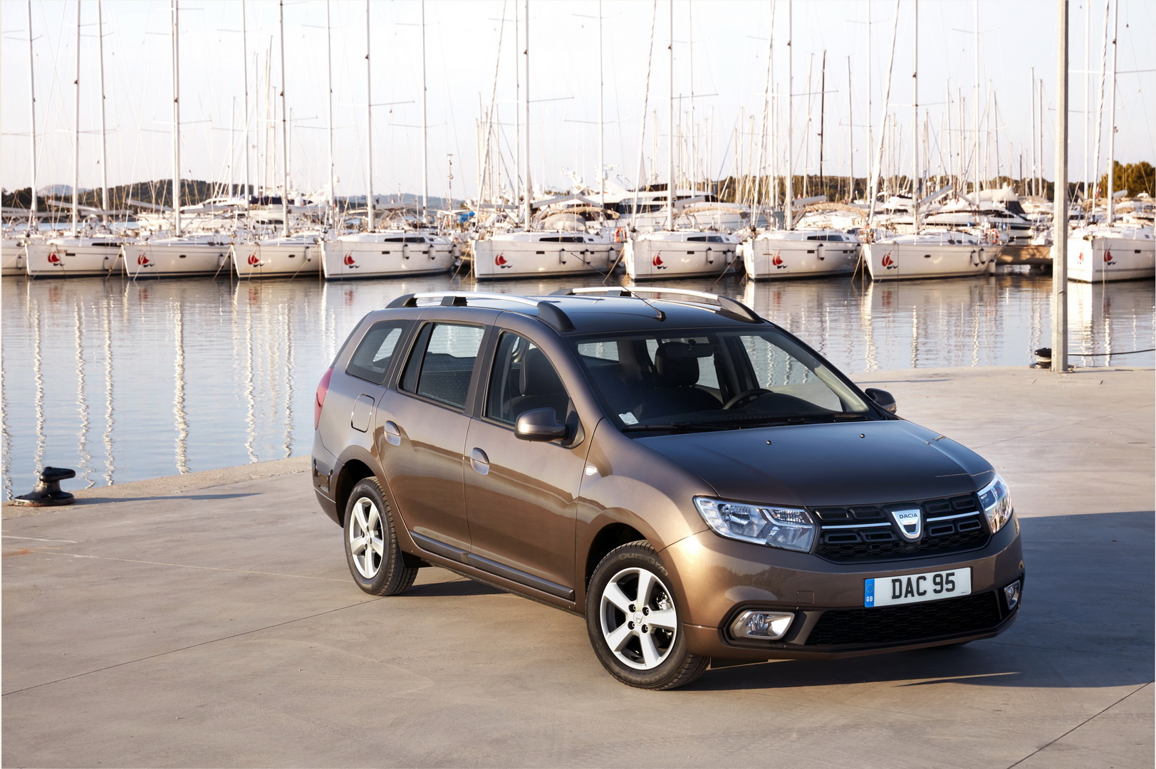 2019 dacia logan mcv 1 Dacia Sandero And Logan MCV Gain New Diesel Engine, Revised Trim Levels