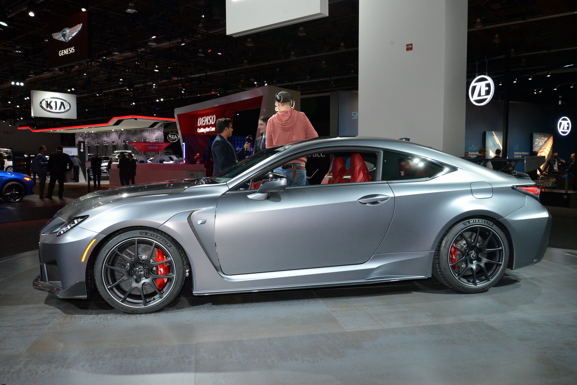 lexus rc f track edition naias livepics 2 2020 Lexus RC F Track Edition Is An Old School Precision Tool