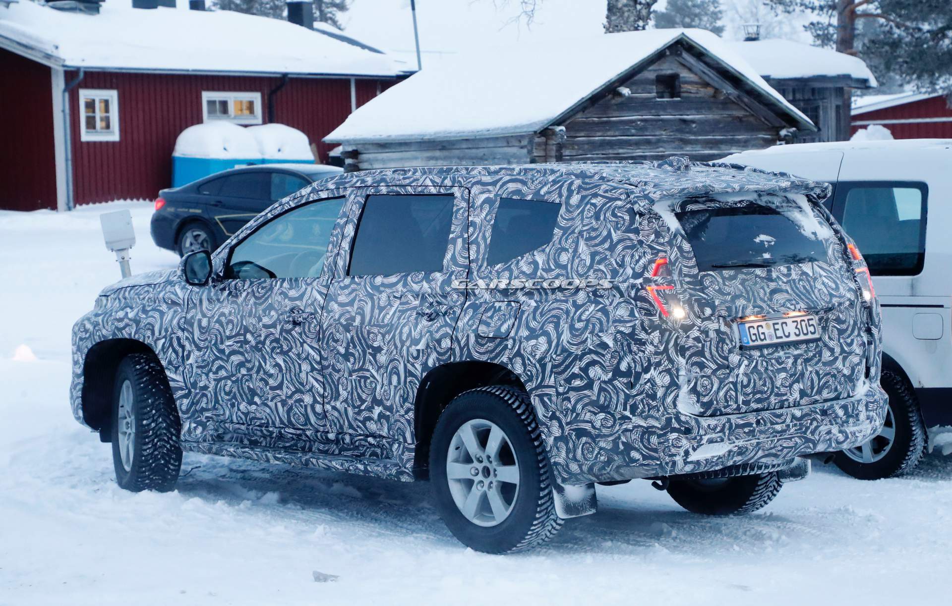 2020 Mitsubishi Pajero Sport facelift spy shots 13 2020 Mitsubishi Pajero Sport Shows Updated Face Ahead Of July 25 Reveal