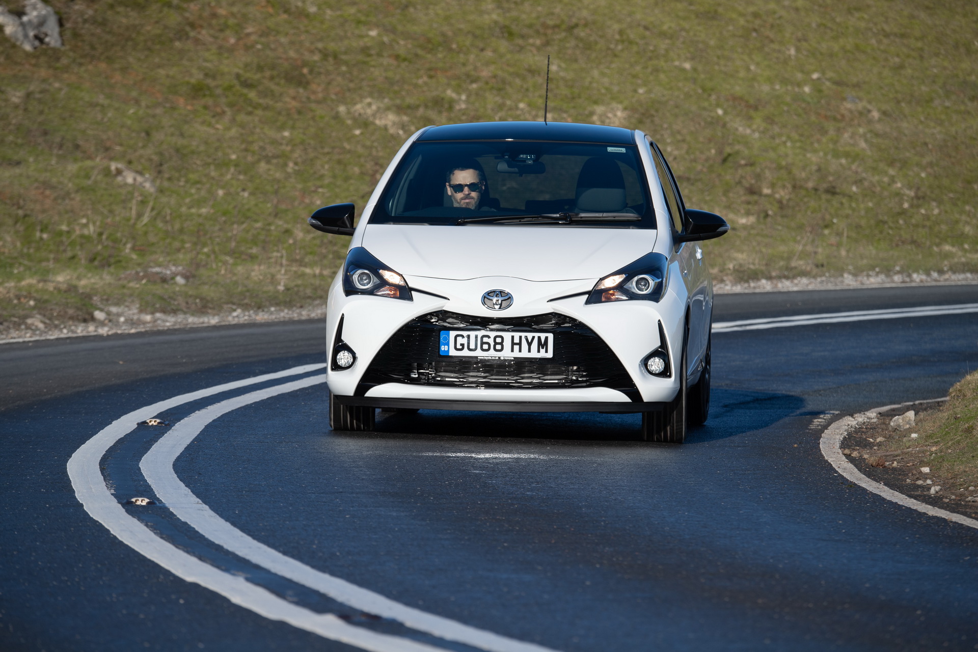 Toyota-Yaris-GR-Sport-15 2019 Toyota Yaris Arrives In The UK With New Y20 And GR Sport Models