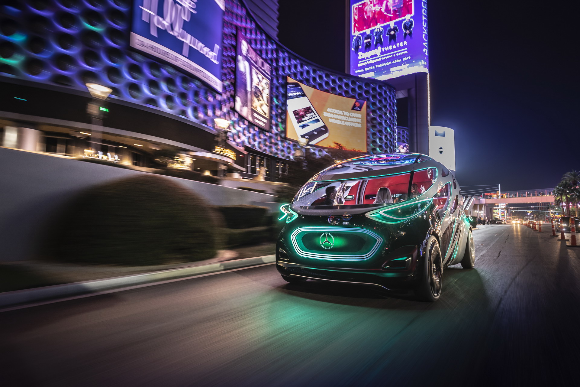 Mercedes Urbanite CES 11 Mercedes Maps Its Present (EQC) And Future (Urbanetic) At CES