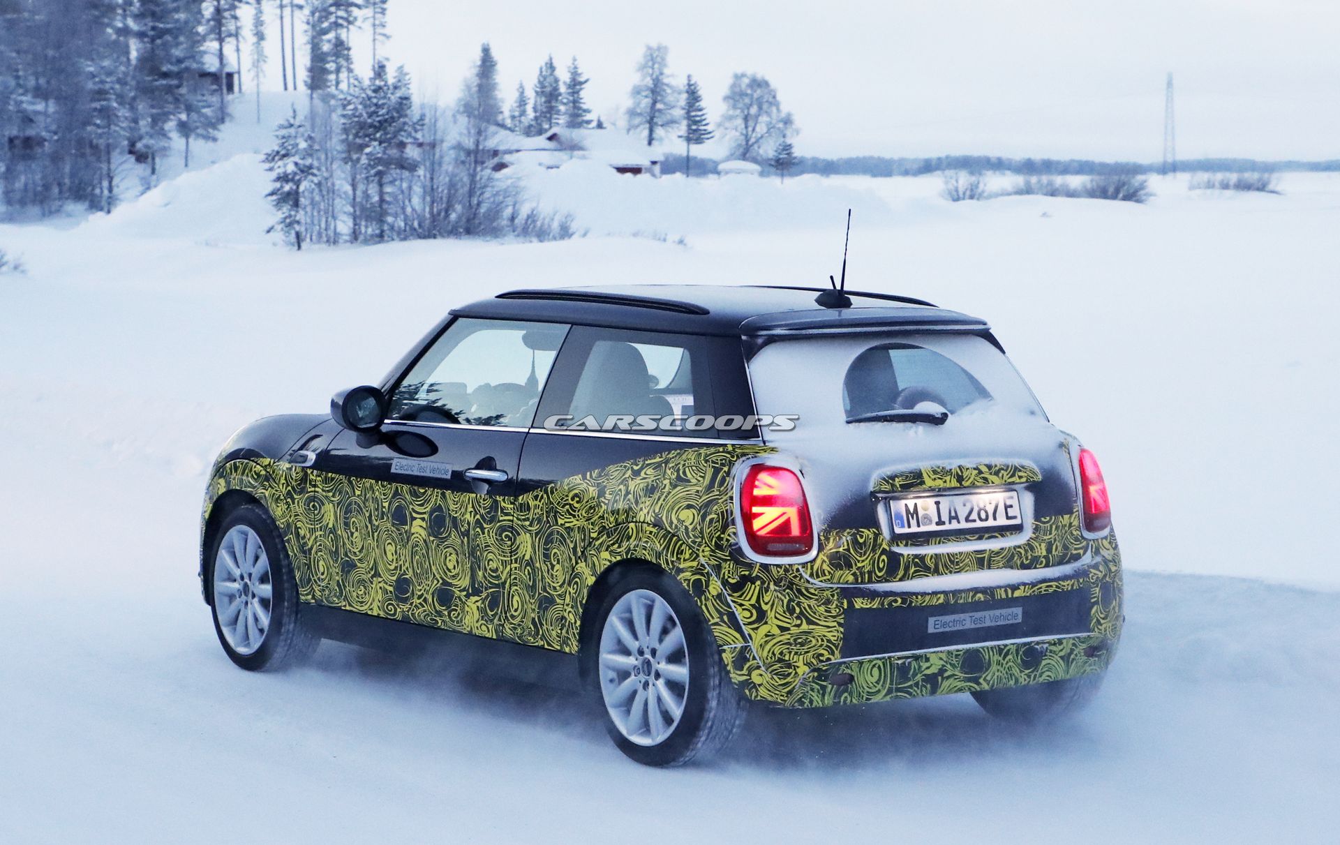 Mini-Electric-Spy-Shots-10 Mini Electric Will Make People Think You’re Driving An ICE Hatch