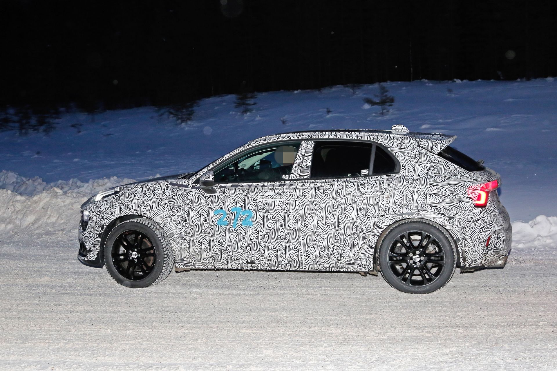 Lynk-And-Co-04-Spy-Shots-4 Lynk & Co 04 Hatchback Wants To Make A Splash In The Golf Class
