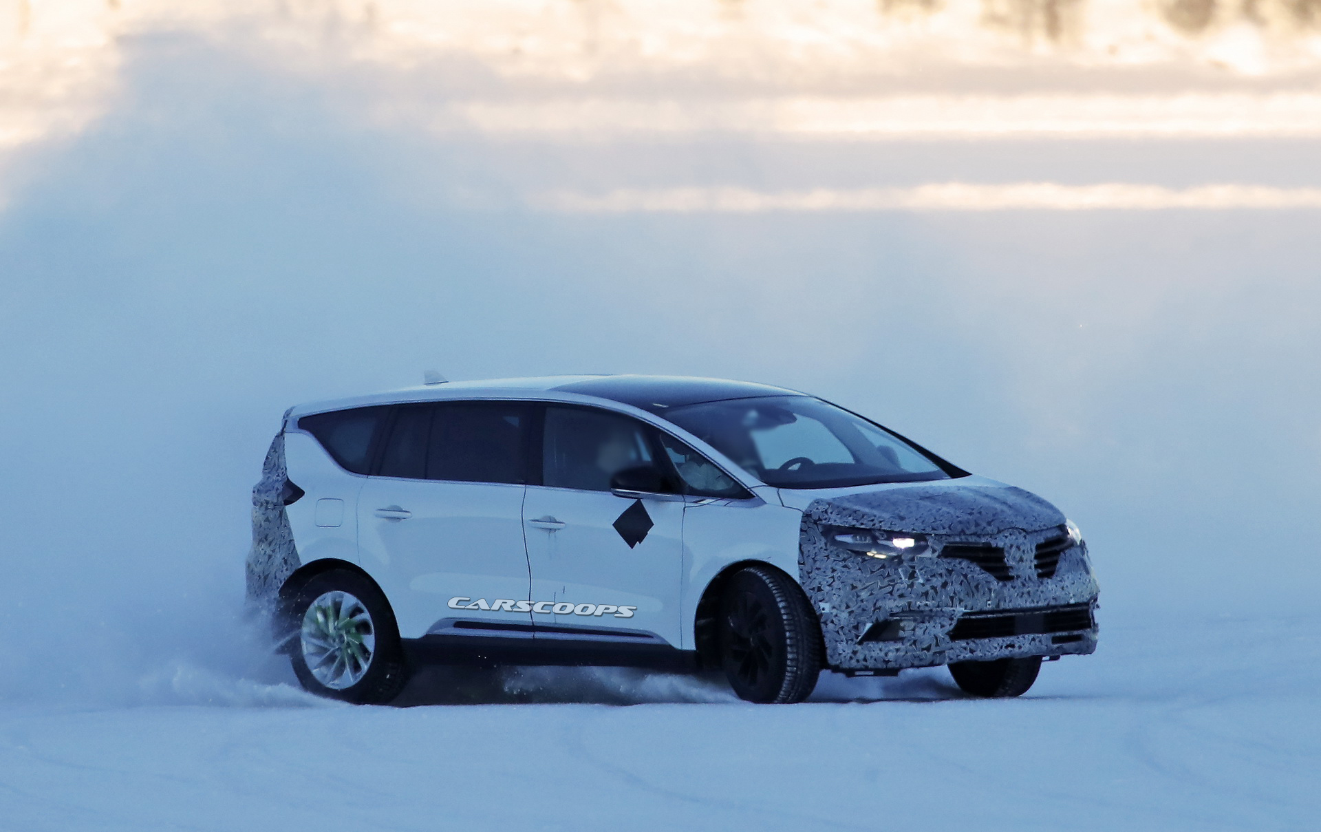 Renault-Espace-facelift-04 2020 Renault Espace Facelift Coming With New Engines And Refreshed Styling