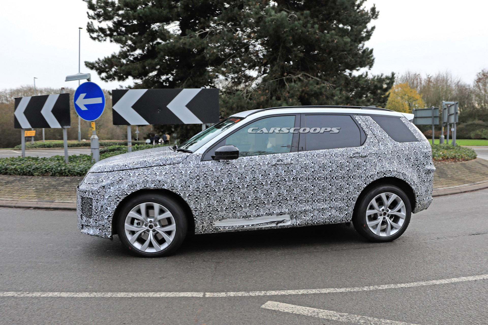 Land Rover Discovery Sport-23 2020 Land Rover Discovery Sport Hides Significant Changes Under Its Skin