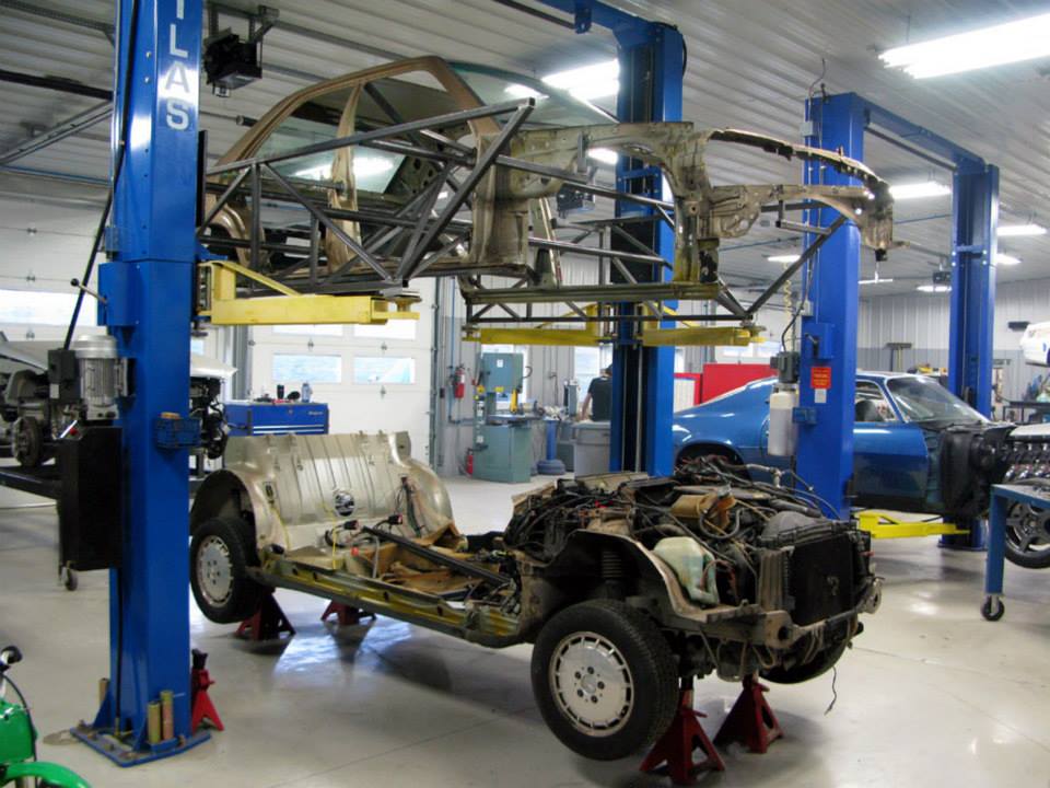 mercedes 190e c63 amg conversion 21 Tuner Transplants Classic Mercedes 190E 2.5 16 EVO Body On A Modern C63 AMG