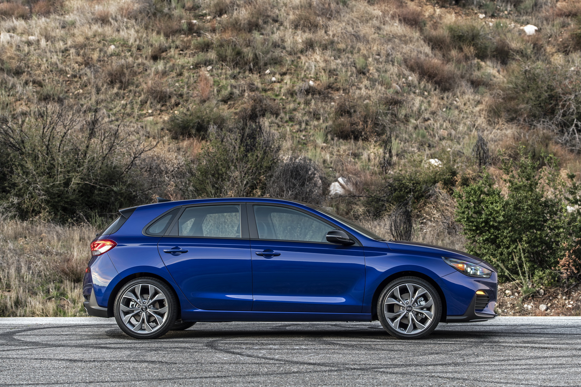 2020-Hyundai-Elantra-GT-N-Line-09 New Hyundai Elantra GT N Line Is The Closest You’ll Get To An i30N In The USA