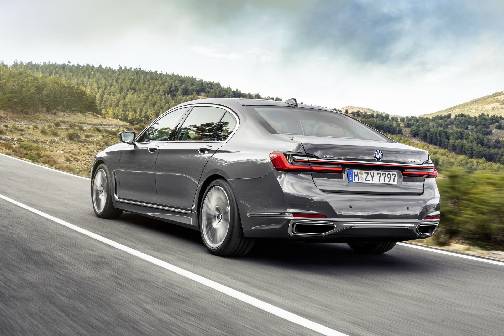 2019-BMW-7-Series-39 2020 BMW 7-Series Flagship Sedan Goes Official With Bold Update