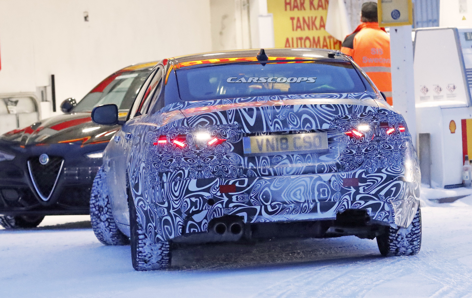 2020 jaguar xe facelift spy interior 20 2019 Jaguar XE Ditching Rotary Dial For Traditional Shifter